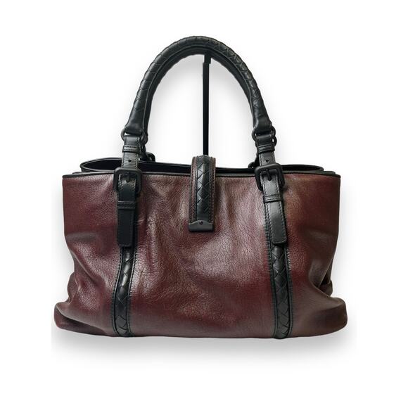 BOTTEGA VENETA Burgundy Leather Roma Lock Flap Shoulder Bag - Picture 3 of 6